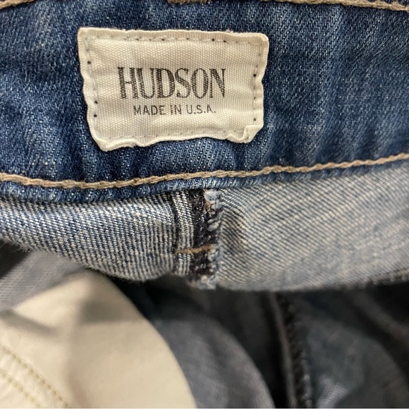 HUDSON Bermuda Denim Mid-Rise Short - Picture 6 of 15